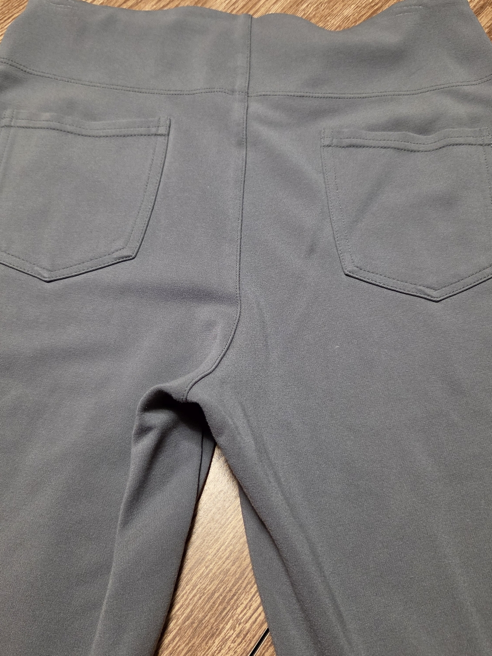 HALARA Gray Flared Active Pants - Picture 7 of 7